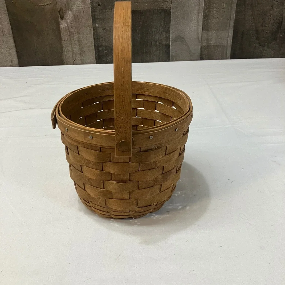 Longaberger 1986 Handwoven Round Wood Basket Swinging Handle USA Made Farmhouse